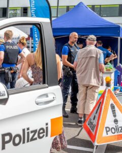 MEHR LESEN