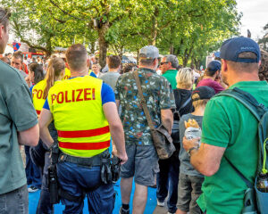MEHR LESEN